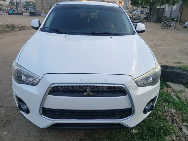 Mitsubishi Outlander Sport 2015 White - 1