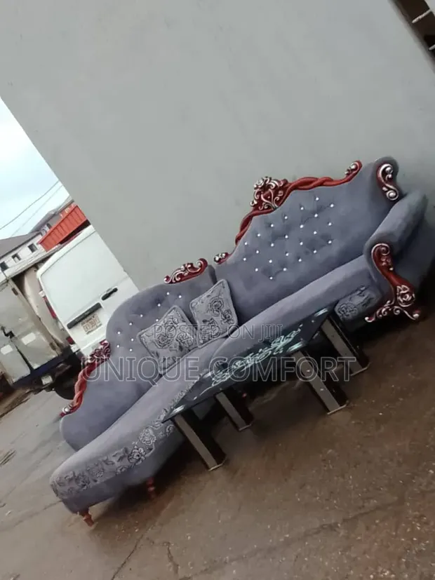 Sofa Royal Mai Girma da Aka Shigo Da Shi tare da Center Table Mai Gilashi - 1
