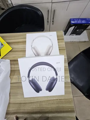 Apple AirPods Max (USB-C) - Brand New
