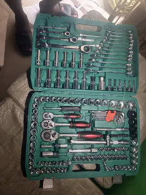 151-Piece Mechanical Tool Set