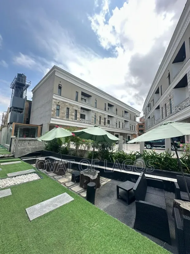 5-Bedroom Terrace Duplex with Pool & Gym in Old Ikoyi - 1
