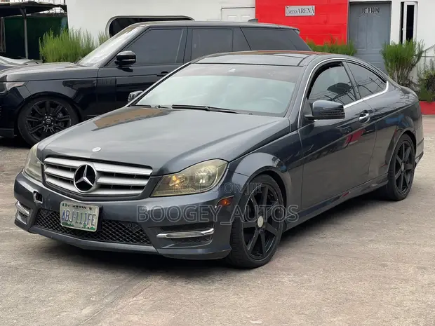 Mercedes-Benz C250 Coupe 2012 Gray - 1