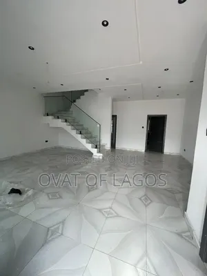 3 Bedroom Duplex for Sale a Garin Abraham Adesanya, Ajah