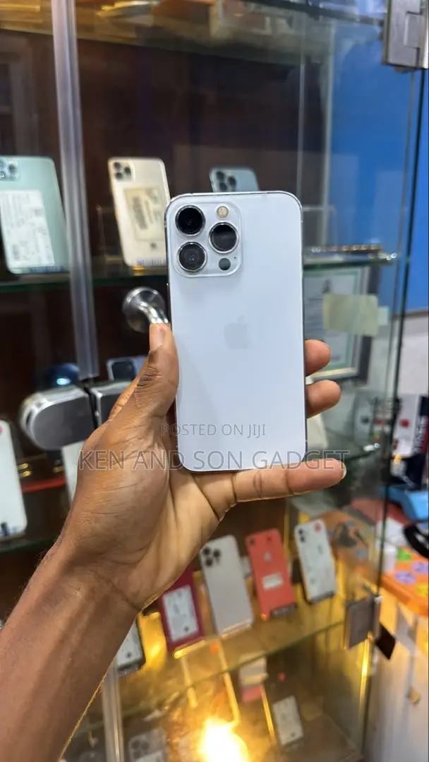 Apple iPhone 13 Pro 256GB White - 1