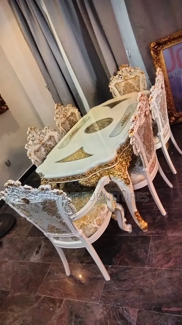 Royal Dining Table - 6 Seater - 1