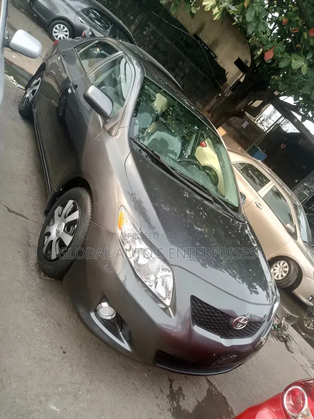 2010 Toyota Corolla LE Sedan - Foreign Used - 1