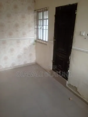 2-Bedroom Bungalow for Sale a Opic Area 5, Agbara