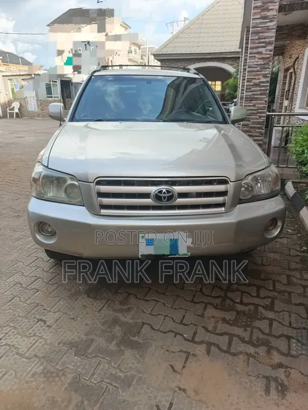 Toyota Highlander 2005 Gold - 1