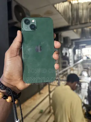 Apple iPhone 13 128GB Green