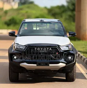 2026 Toyota Hilux GR SPORT II Pickup Black