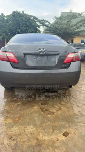 2008 Toyota Camry LE White