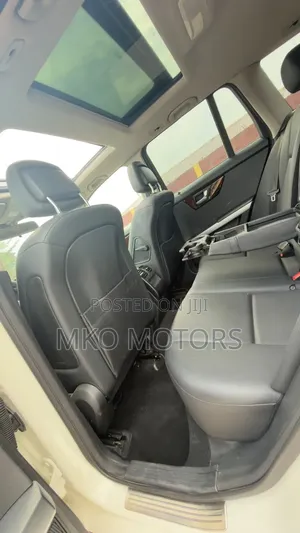 Mercedes-Benz GLK-Class 2009 White