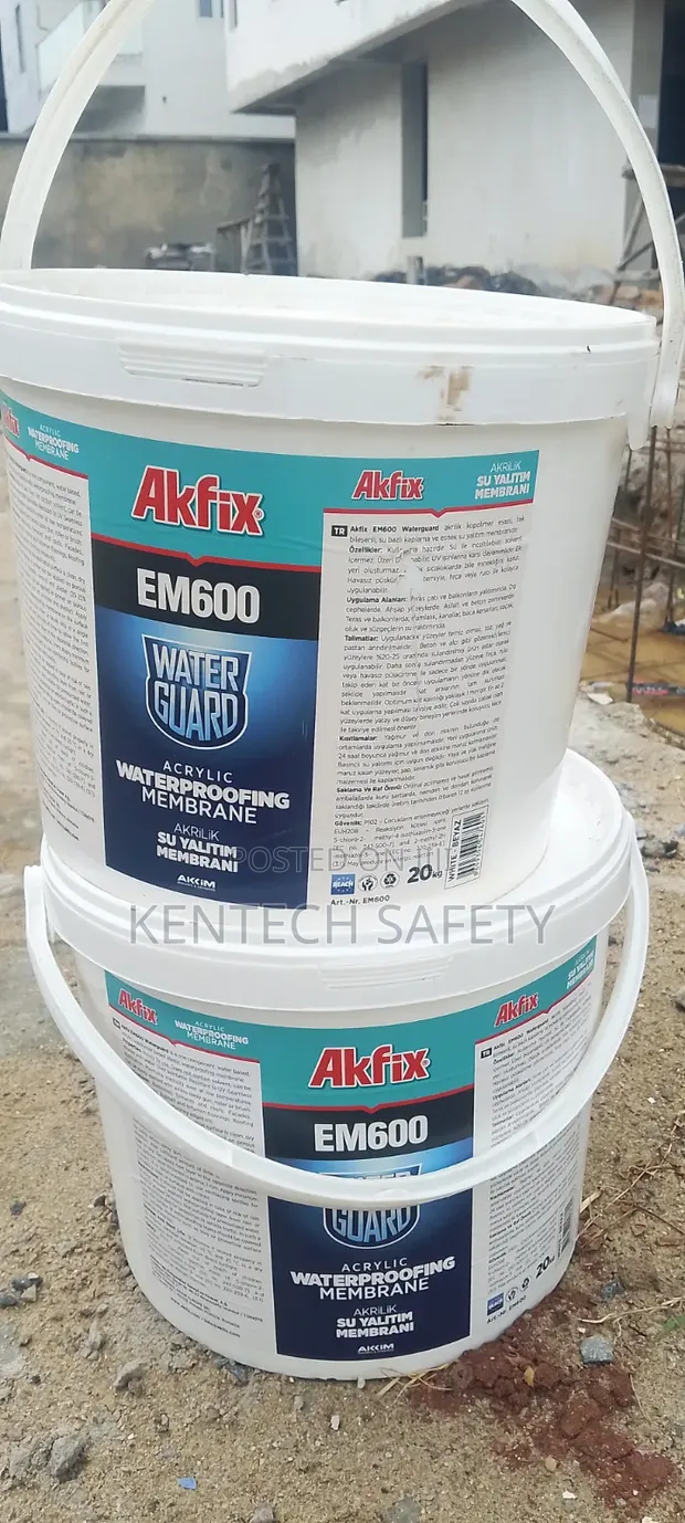Akfix EM600 Waterproofing Chemical - 1