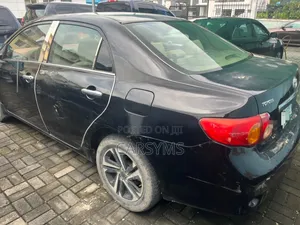 Toyota Corolla 2009 Black