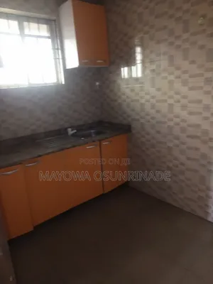 1 Bedroom Room & Parlour Self-Contained in Ologuneru