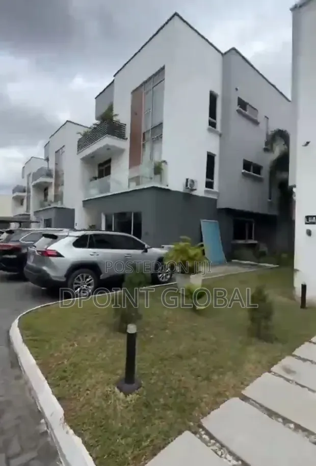 4 Bedroom Duplex a si sayarwa a Ikeja GRA - 1