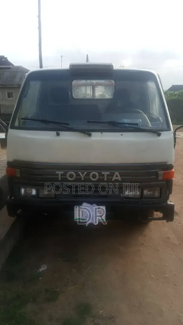 Sabis na Hayar Truck da Sufuri na Toyota - 1