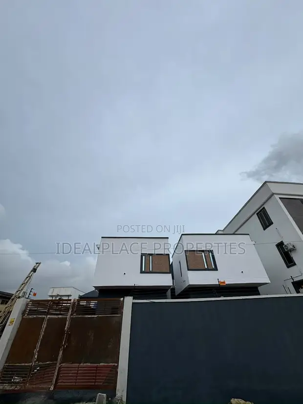 2 Bedroom Townhouse/Terrace in Magodo Olowora for Sale - 1