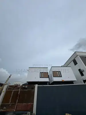 2 Bedroom Townhouse/Terrace in Magodo Olowora for Sale