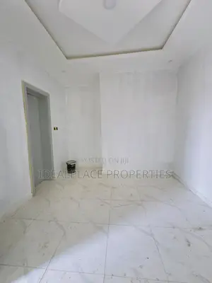 4 Bedroom Townhouse/Terrace a Ojodu Berger Sayarwa