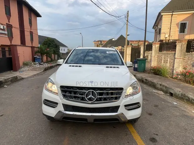 2013 Mercedes-Benz ML 350 4Matic SUV - 1