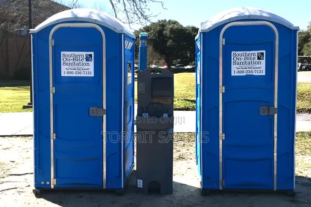 Champion Mobile Toilet Mai Bayarwa - 1