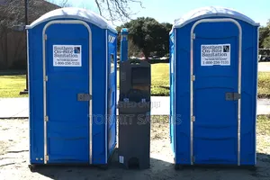 Champion Mobile Toilet Mai Bayarwa