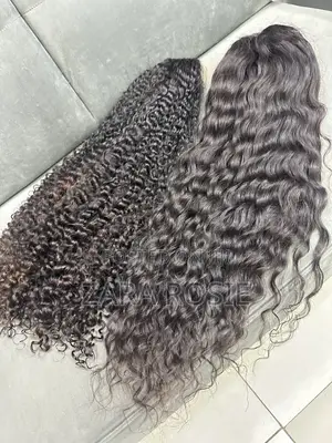 Natural Waves 30-Inch Frontal Wig
