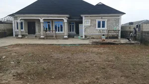 Gidan Bedroom 3 Mai Cikakken Tsari Don Siyawa a Ebuka Multiple, Ikorodu