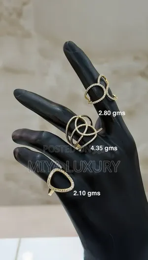 18 Karat Italian Gold Ring