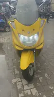 Yamaha Majesty 2003 Scooter - Yellow - 1