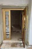 Kofar Zinare Ta Aluminiyum Mai Juyawa Da Gilashin Nuna - 2