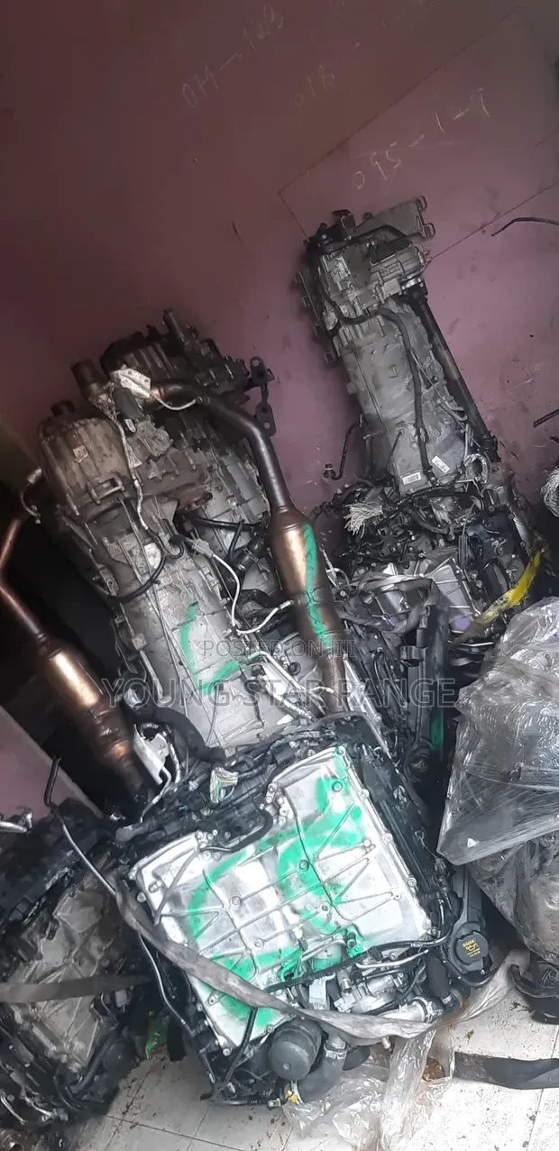 Land Rover Range Rover V8 & V6 Engines and Gearboxes - 1
