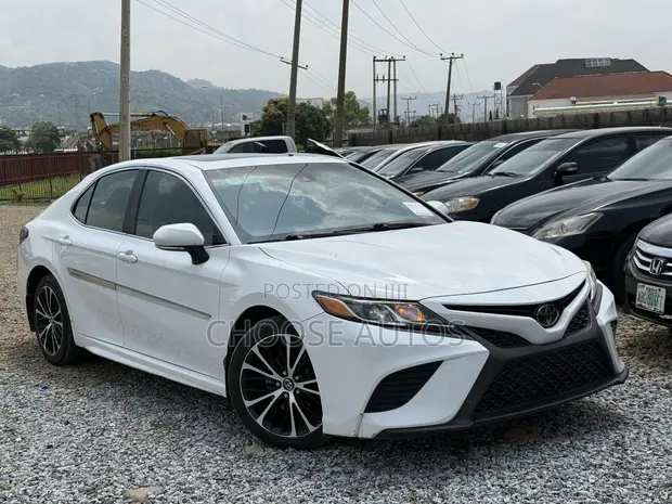 Toyota Camry XSE FWD (2.5L) 2018 - Fari - 1