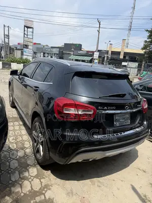 2017 Mercedes-Benz GLA 250 4Matic Black