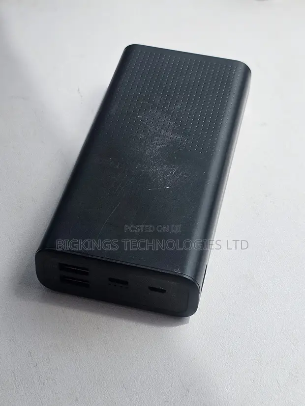 Qilive 20,000 mAh Power Bank - 1