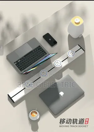 Moving Track Socket