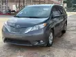 Toyota Sienna 2010 Gray - 2