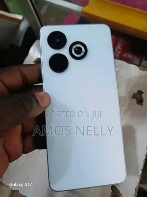 Infinix Smart 8 64GB White