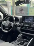 Toyota Highlander XLE 2021 Blue - 3