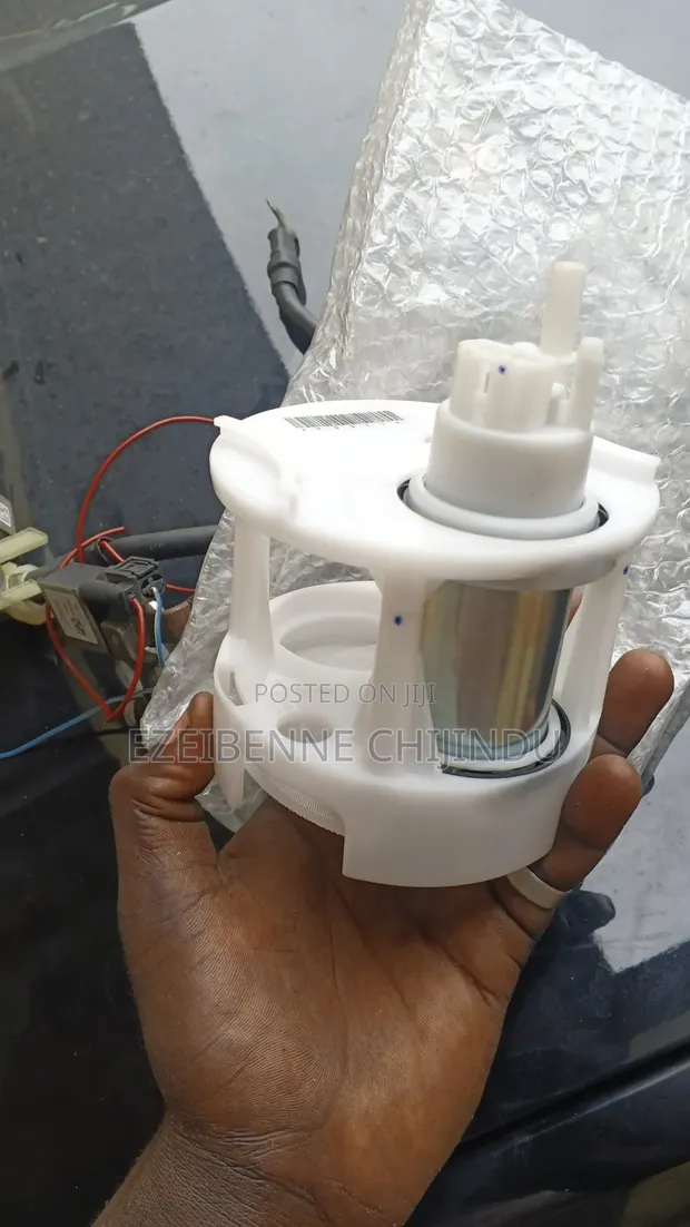 Sabon Fuel Pump & Relay don Mercedes-Benz S-Class (W221) - 1