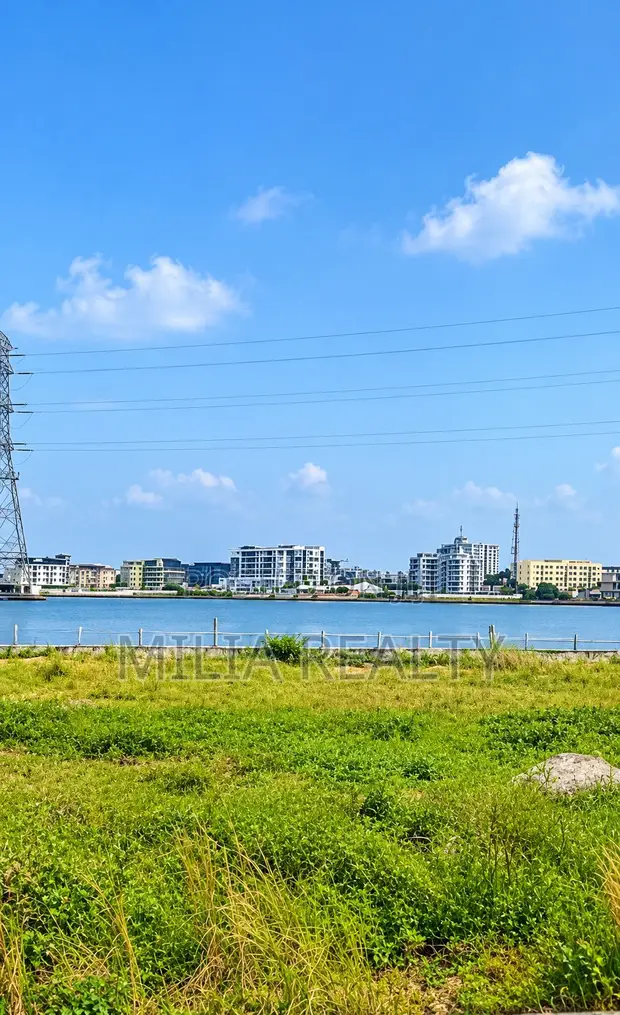 1200sqm Filin Gidan Ruwa a Sayarwa a Ikoyi - 1