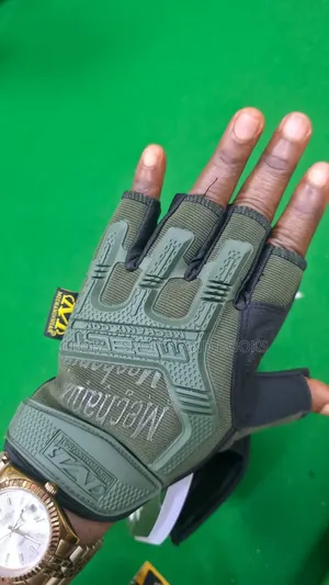 Brand New High Quality Gym Gloves