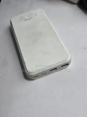 Used White Romoss SW20PF 20000mAh 22.5W Fast Charging Power Bank