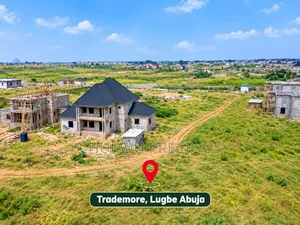 Filin Zama na Victory Park Trademore Lugbe don Siyarwa