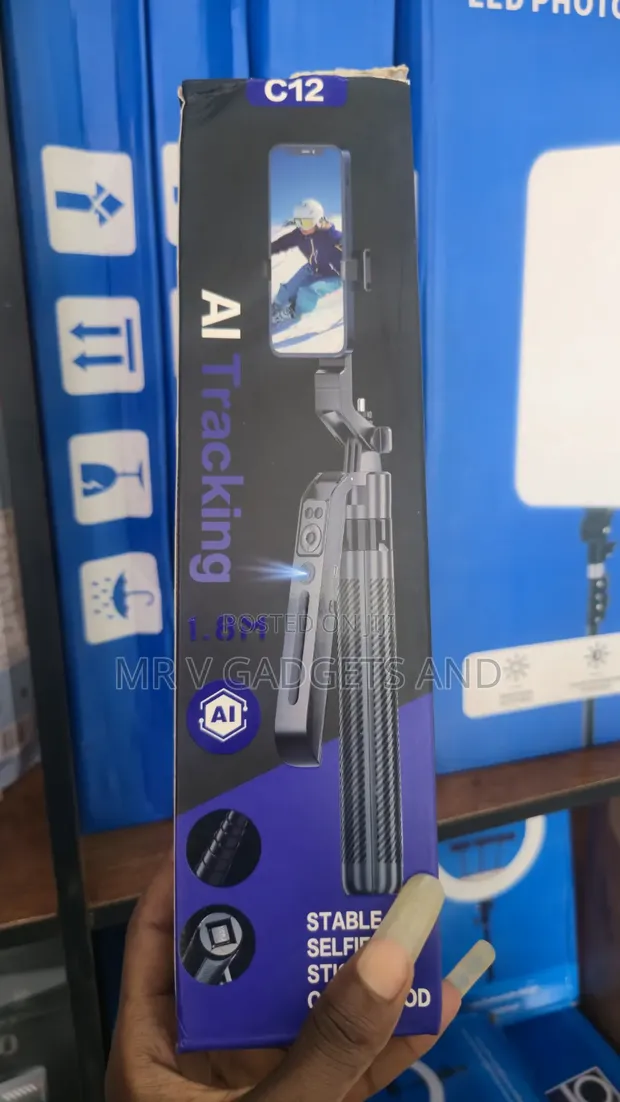 C12 AI Tracking Selfie Stick - 1