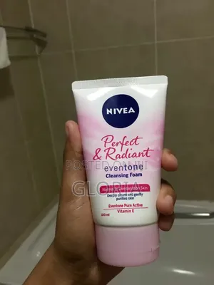 Nivea Perfect Radiant Even Tone Cleansing Foam