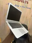 Apple MacBook Air 2015 8GB RAM, 128GB SSD - 2