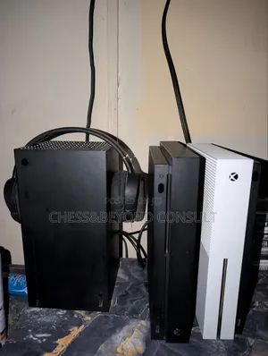 Xbox One S, One X, da Series X Consoles da aka yi amfani da su
