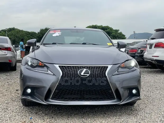 Lexus IS 2013 Grey - 1
